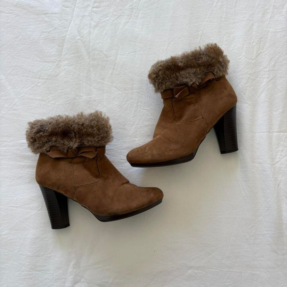 Dana-buchman Women's Brown and Tan Boots